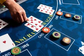 Meja roulette Eropa live dealer lapak123 dengan studio HD